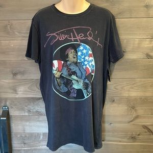 Men’s Lucky Brand T. Size medium. New with tags. Pit-Pit-20.5”. Length 30”